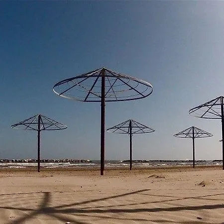 Due Palme ホテル ペザロ